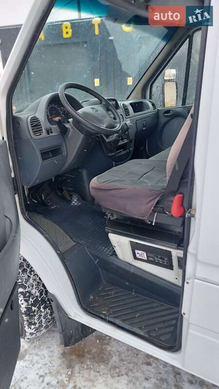 Грузовой фургон Mercedes-Benz Sprinter 2005 в Виннице