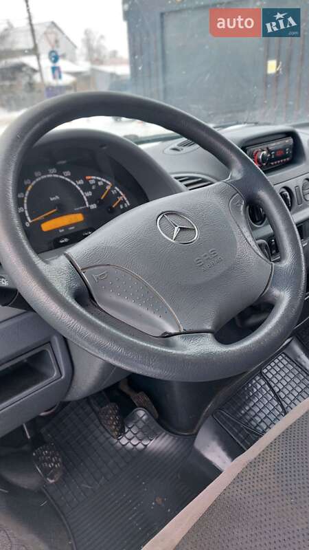 Грузовой фургон Mercedes-Benz Sprinter 2005 в Виннице