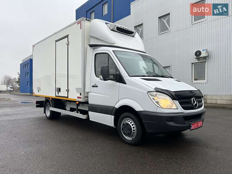 Mercedes-Benz Sprinter 2013