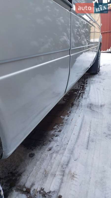 Грузовой фургон Mercedes-Benz Sprinter 2005 в Виннице
