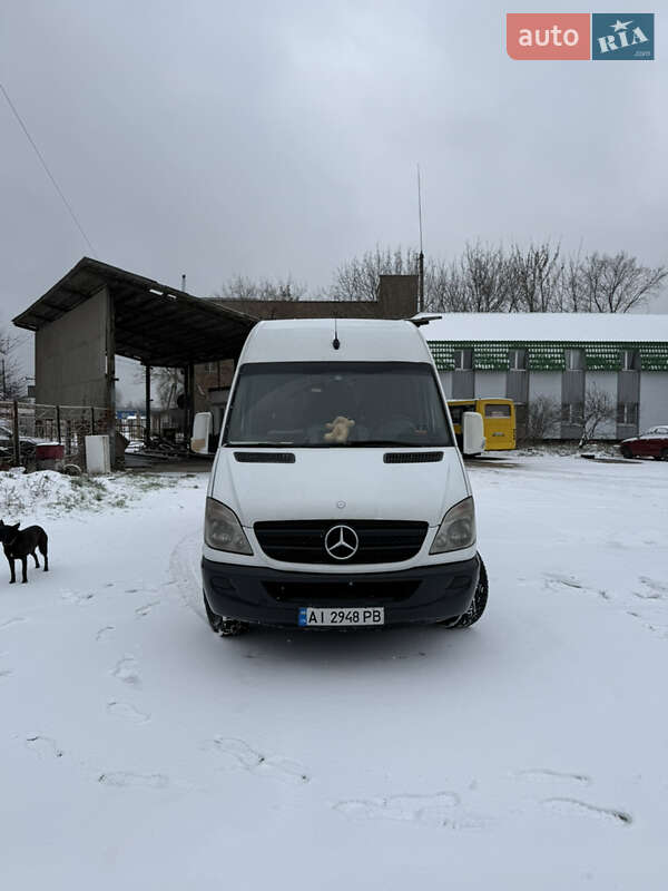 Mercedes-Benz Sprinter 2012