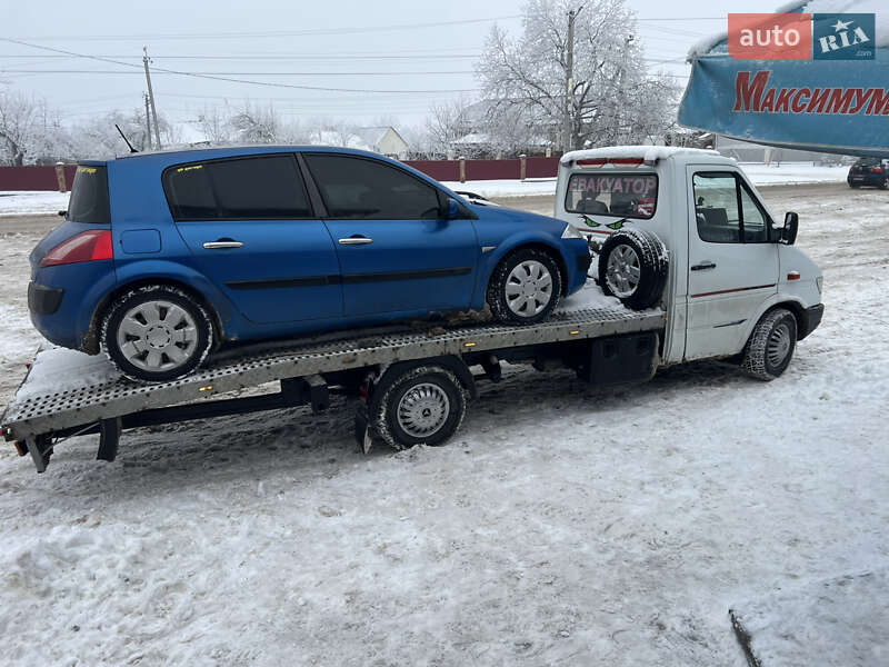 Эвакуатор Mercedes-Benz Sprinter 1999 в Виннице