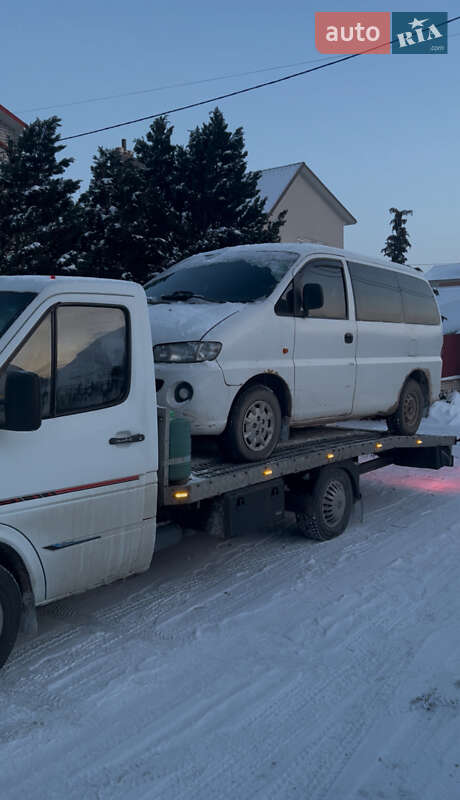Эвакуатор Mercedes-Benz Sprinter 1999 в Виннице
