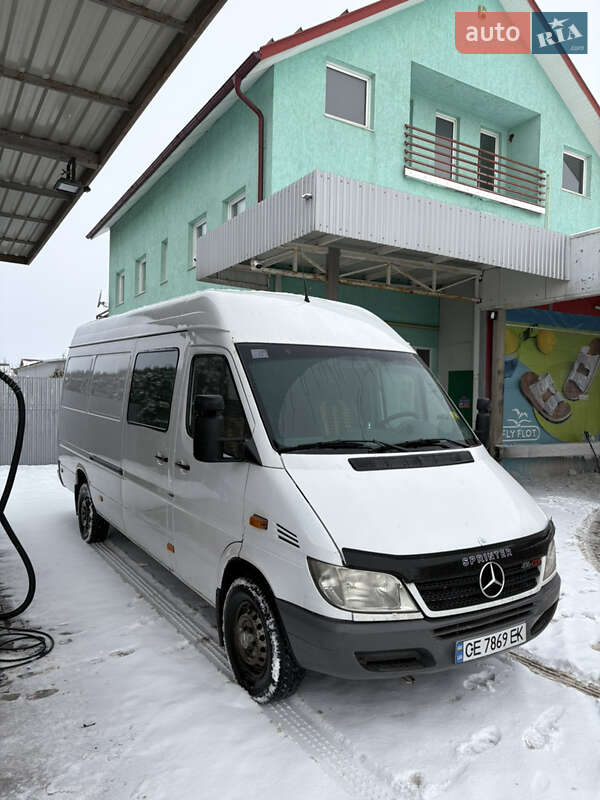 Mercedes-Benz Sprinter 2000