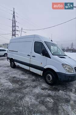 Грузовой фургон Mercedes-Benz Sprinter 2007 в Львове