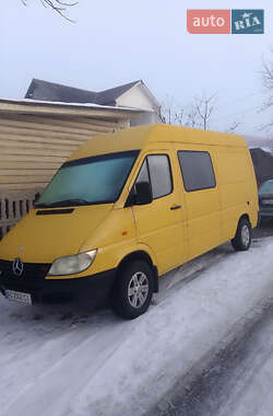Вантажопасажирський фургон Mercedes-Benz Sprinter 2000 в Коломиї