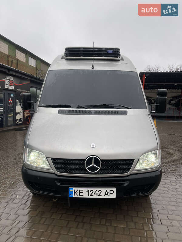 Mercedes-Benz Sprinter 2005