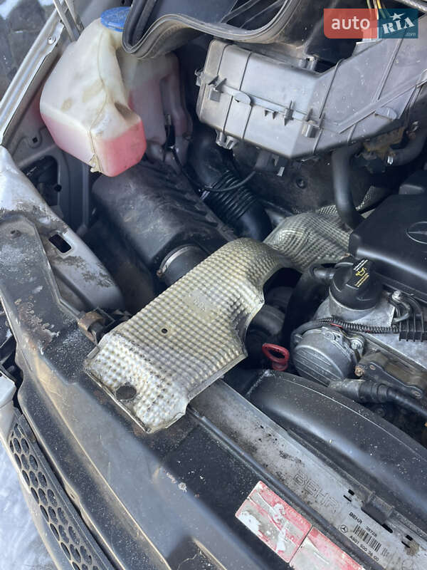 Микроавтобус Mercedes-Benz Sprinter 2005 в Вараше