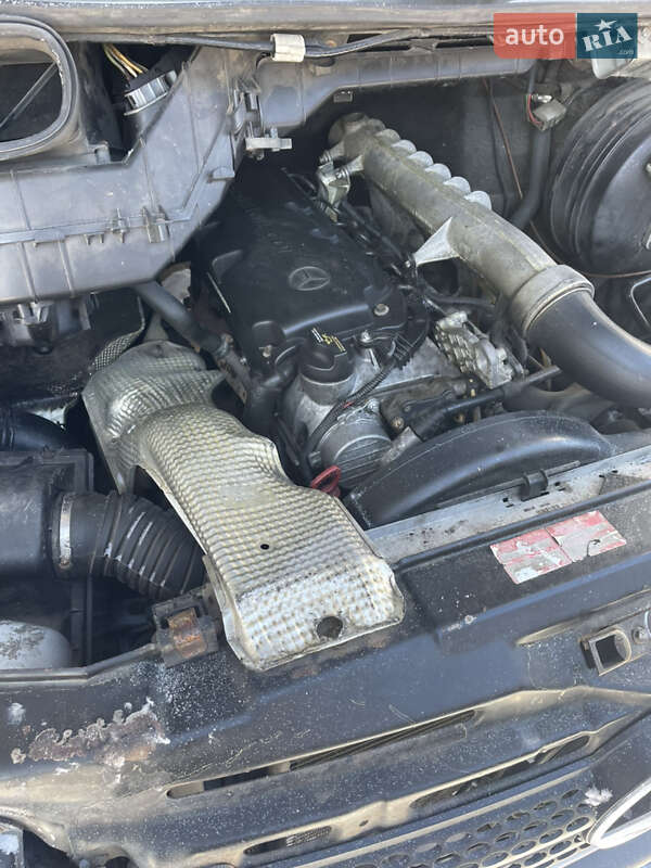 Микроавтобус Mercedes-Benz Sprinter 2005 в Вараше