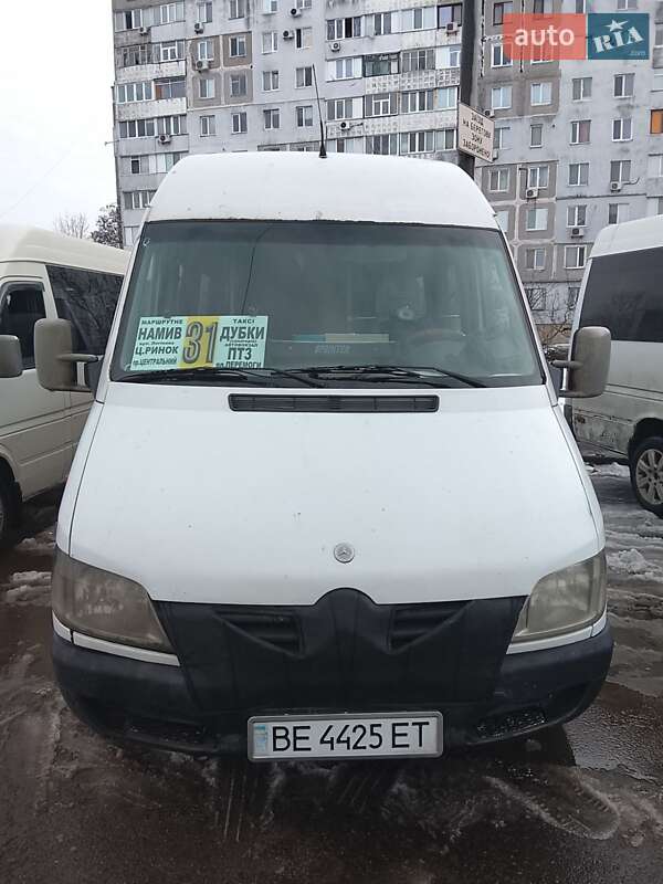 Mercedes-Benz Sprinter 2000