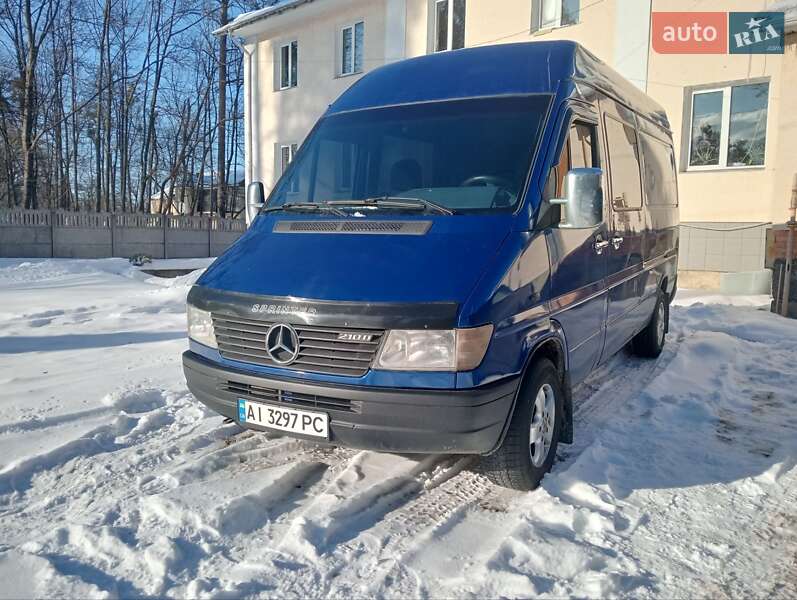 Микроавтобус Mercedes-Benz Sprinter 1997 в Буче