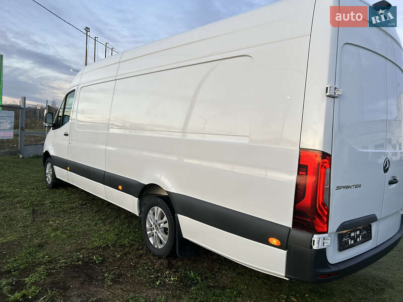 Грузовой фургон Mercedes-Benz Sprinter 2021 в Стрые