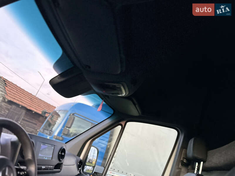 Грузовой фургон Mercedes-Benz Sprinter 2021 в Стрые