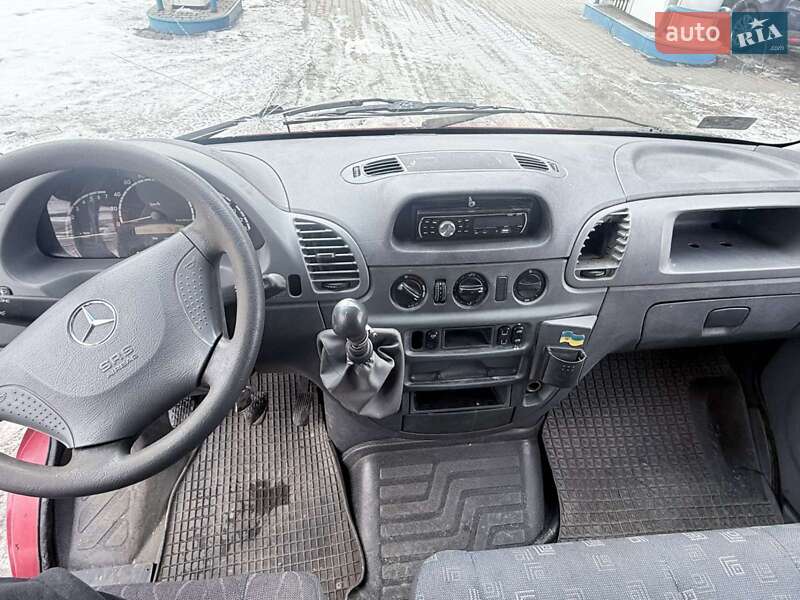 Вантажопасажирський фургон Mercedes-Benz Sprinter 2000 в Хмельницькому