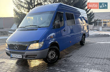Грузопассажирский фургон Mercedes-Benz Sprinter 2004 в Хмельницком