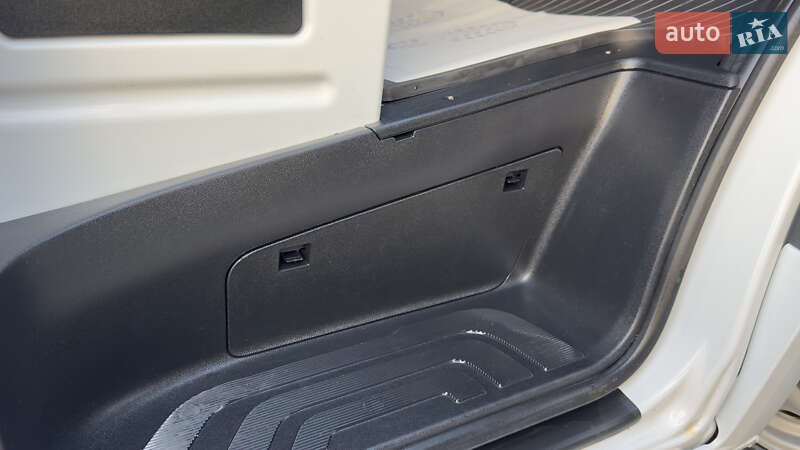 Грузовой фургон Mercedes-Benz Sprinter 2022 в Сваляве