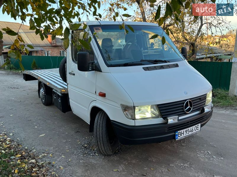 Эвакуатор Mercedes-Benz Sprinter 1999 в Виннице