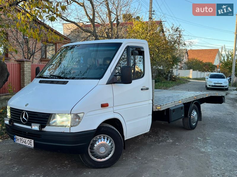 Эвакуатор Mercedes-Benz Sprinter 1999 в Виннице