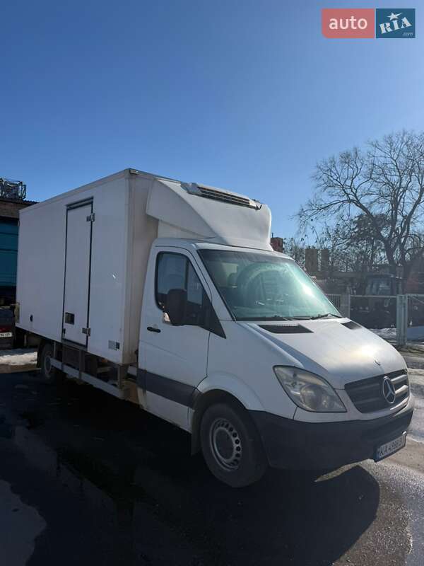 Mercedes-Benz Sprinter 2012
