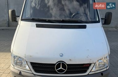 Грузовой фургон Mercedes-Benz Sprinter 2004 в Стрые