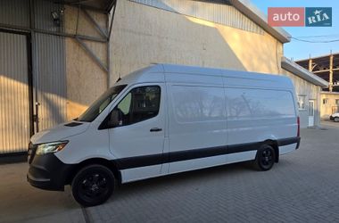 Грузовой фургон Mercedes-Benz Sprinter 2019 в Черновцах