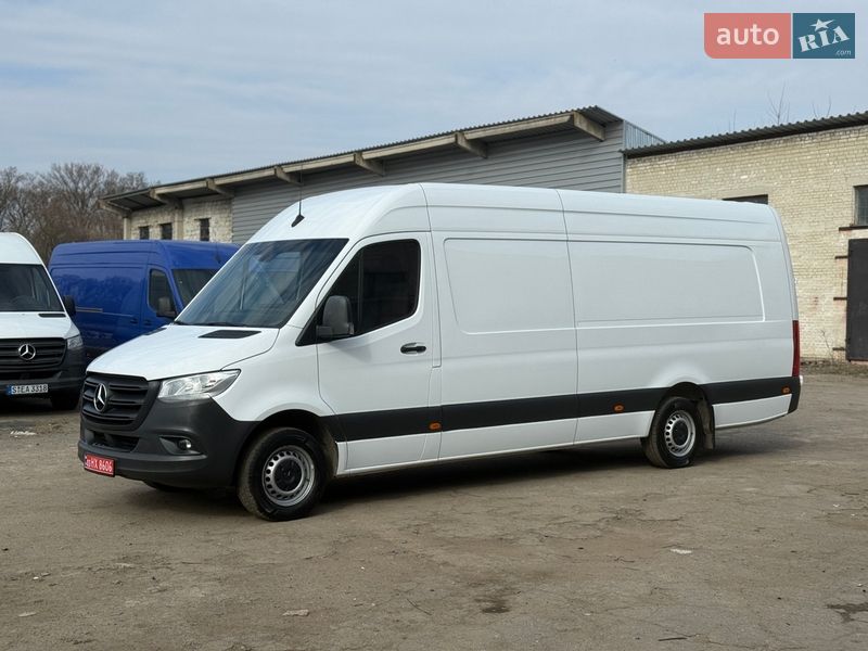 Mercedes-Benz Sprinter 2021