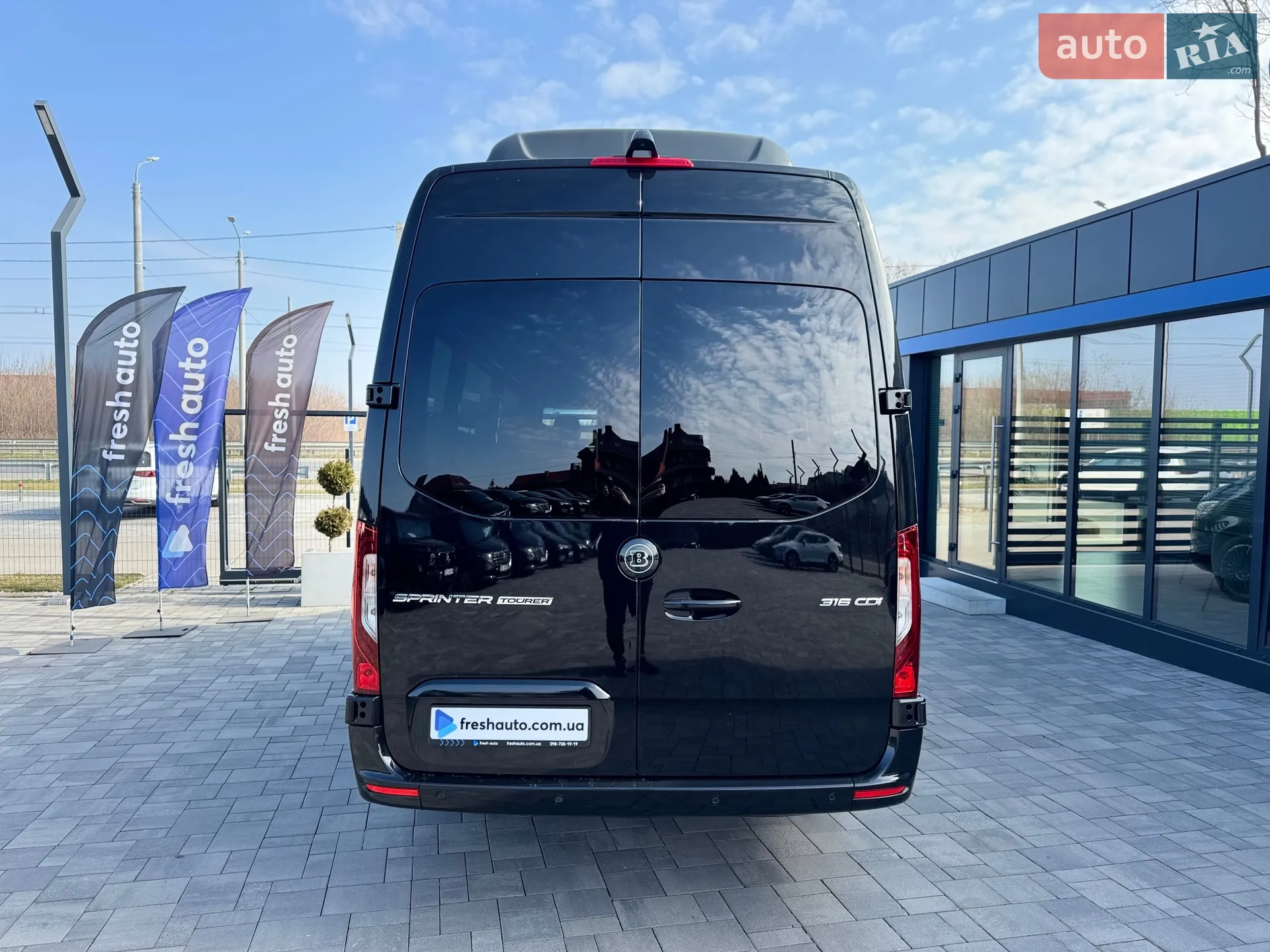 2019 Mercedes-Benz Sprinter - мініатюра 12
