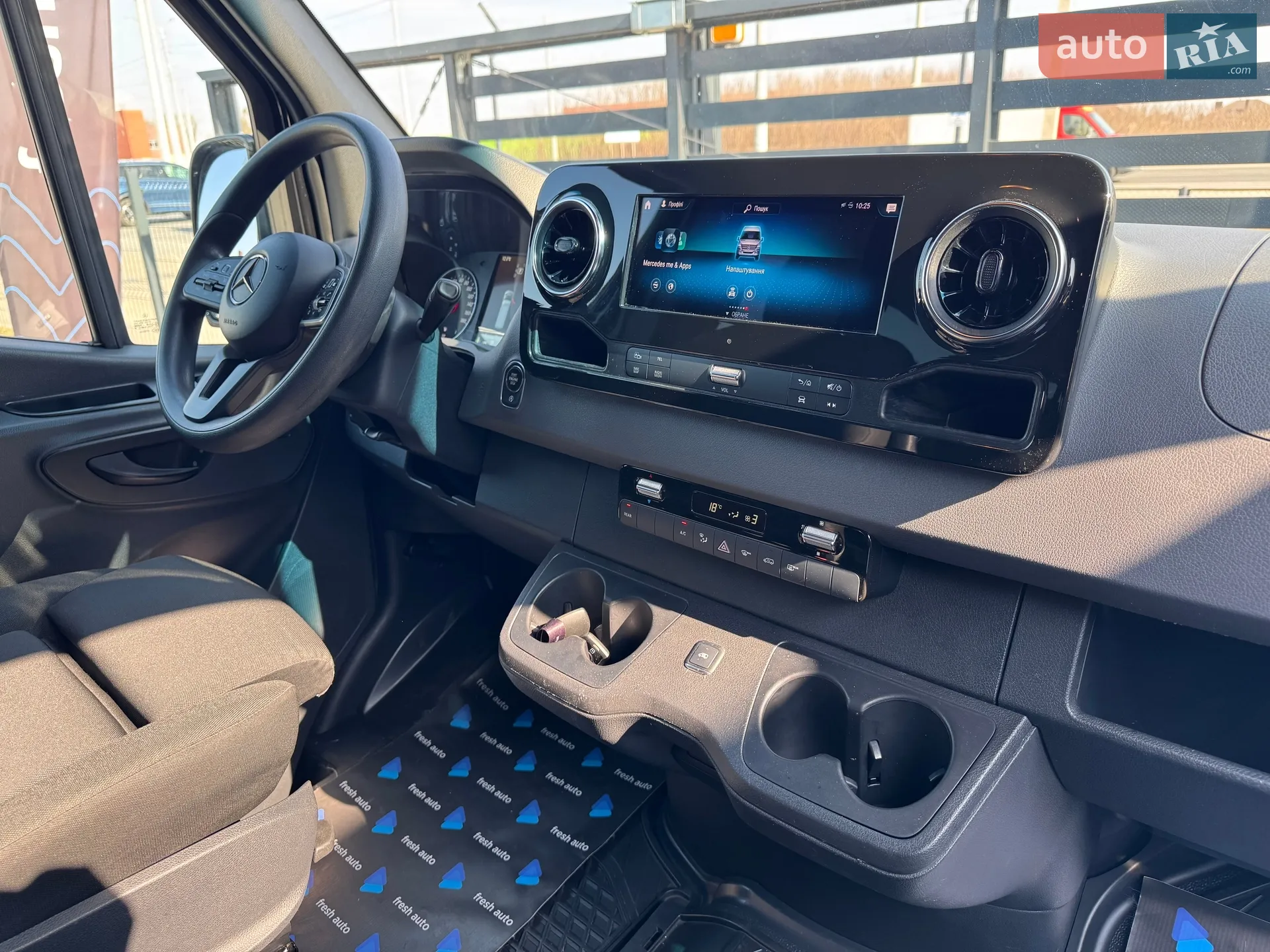 2019 Mercedes-Benz Sprinter - мініатюра 37