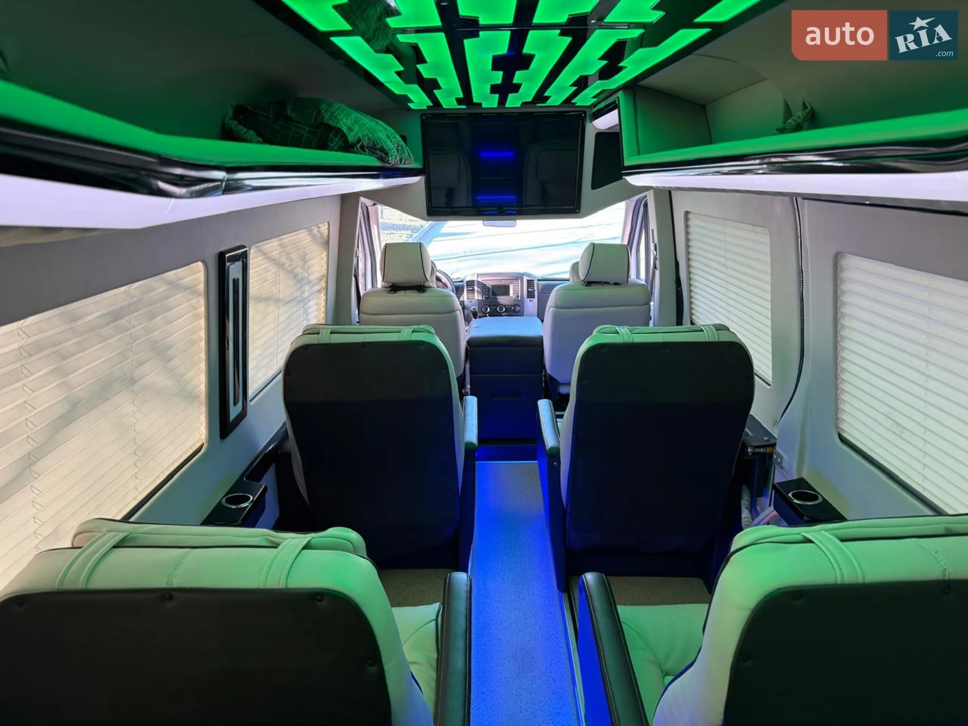 2015 Mercedes-Benz Sprinter - мініатюра 46