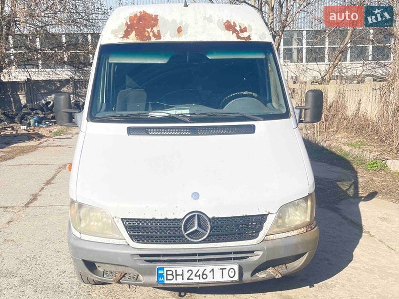 Микроавтобус грузовой (до 3,5т) Mercedes-Benz Sprinter 2004 в Одессе фото 4 Микроавтобус грузовой (до 3,5т) Mercedes-Benz Sprinter 2004 в Одессе