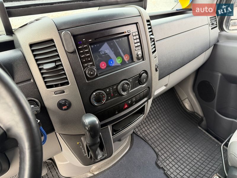 Микроавтобус Mercedes-Benz Sprinter 2011 в Стрые