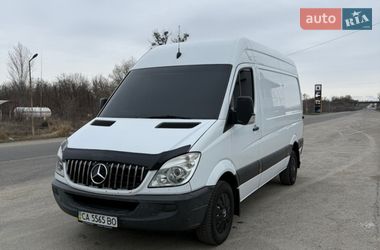Грузовой фургон Mercedes-Benz Sprinter 2011 в Звенигородке