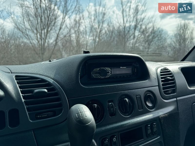 Грузовой фургон Mercedes-Benz Sprinter 2004 в Виннице