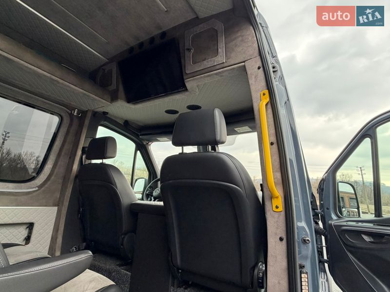 Минивэн Mercedes-Benz Sprinter 2019 в Черновцах