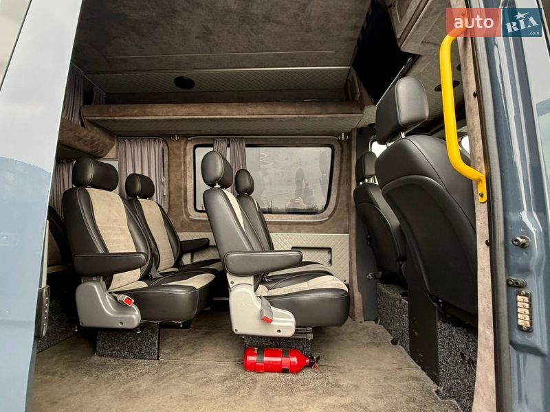 Минивэн Mercedes-Benz Sprinter 2019 в Черновцах