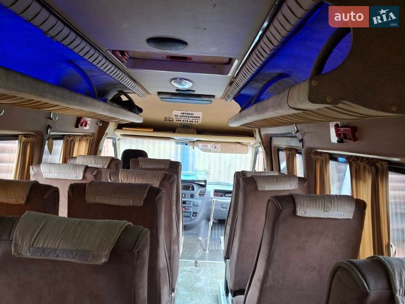 Микроавтобус Mercedes-Benz Sprinter 2004 в Мироновке