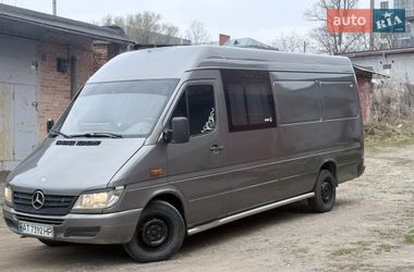 Вантажний фургон Mercedes-Benz Sprinter 2001 в Хмельницькому