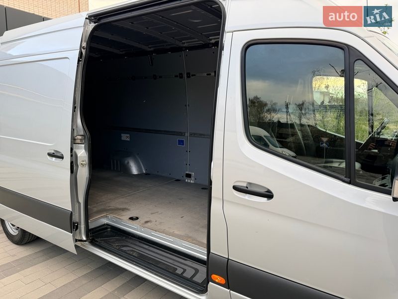 Грузовой фургон Mercedes-Benz Sprinter 2022 в Луцке