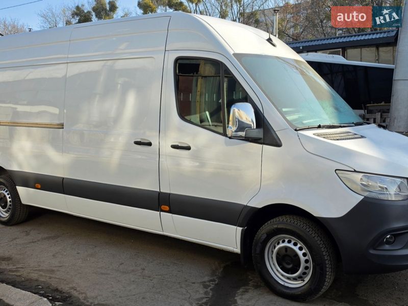 Mercedes-Benz Sprinter 2021