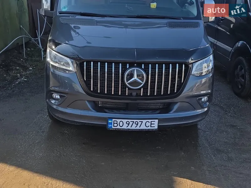 Mercedes-Benz Sprinter 2021