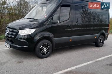 Седан Mercedes-Benz Sprinter 2018 в Мукачевому