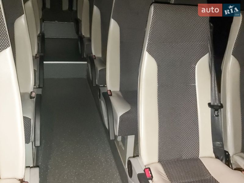 Микроавтобус Mercedes-Benz Sprinter 2000 в Одессе