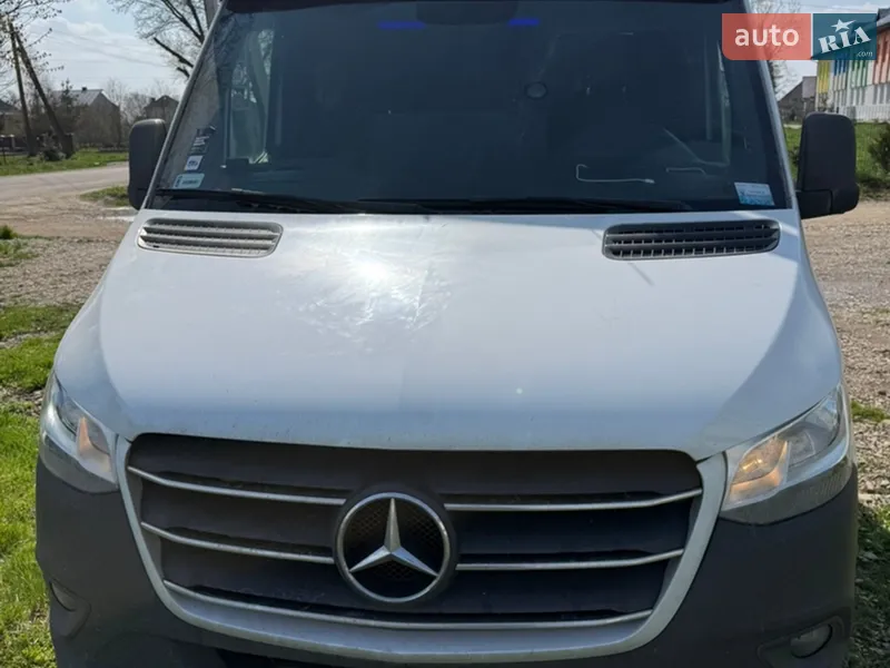 Mercedes-Benz Sprinter