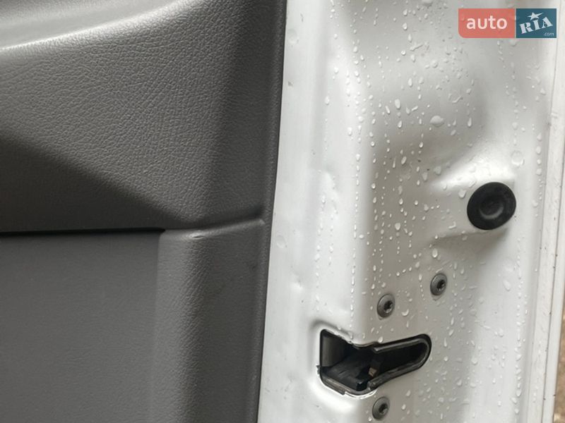 Седан Mercedes-Benz Sprinter 2015 в Ужгороде