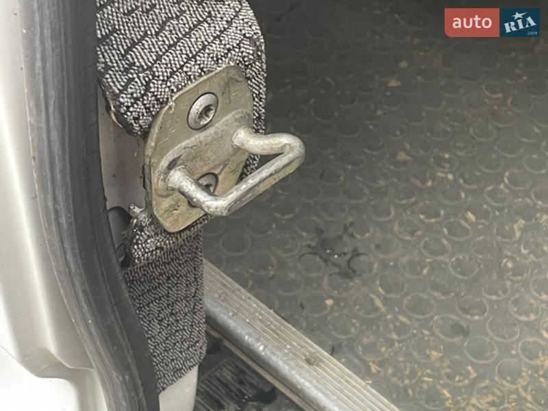 Седан Mercedes-Benz Sprinter 2015 в Ужгороде