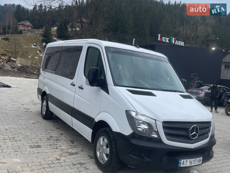 Седан Mercedes-Benz Sprinter 2015 в Ужгороде