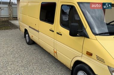 Грузопассажирский фургон Mercedes-Benz Sprinter 2000 в Тернополе