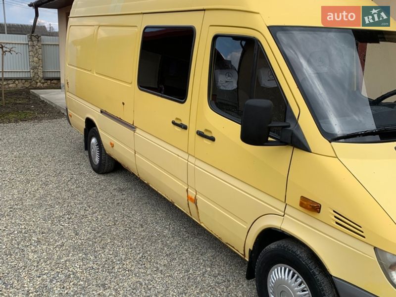 Mercedes-Benz Sprinter 2000