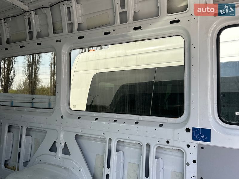 Туристический / Междугородний автобус Mercedes-Benz Sprinter 2012 в Ровно