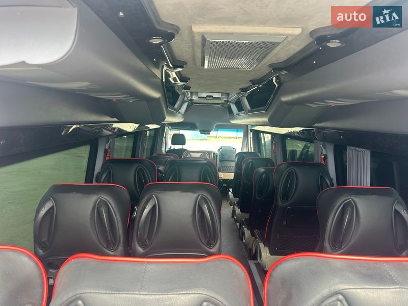 Туристический / Междугородний автобус Mercedes-Benz Sprinter 2016 в Ровно
